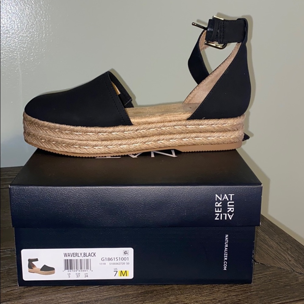 New Naturalizer Espadrille Sandal, size 7